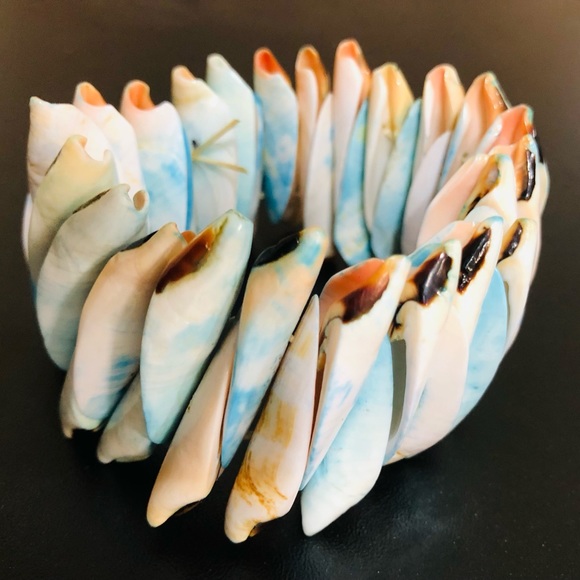 Wide Stretch Blue & Orange Shell Bracelet 1-1/2” wide - Picture 2 of 6